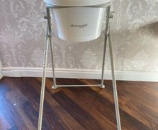 Shnuggle Bath Stand & Baby Bath