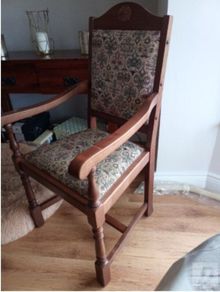 Lancaster Table & Chairs