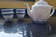 Chinese teapot and cups