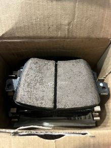 Audi A1 or vw Caddy 2015-18 Set of Genuine Rear Brake Pads 5Q0698451F New Genuine part