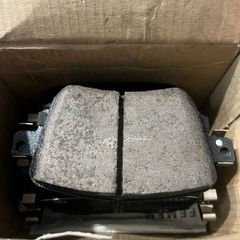 Audi A1 or vw Caddy 2015-18 Set of Genuine Rear Brake Pads 5Q0698451F New Genuine part