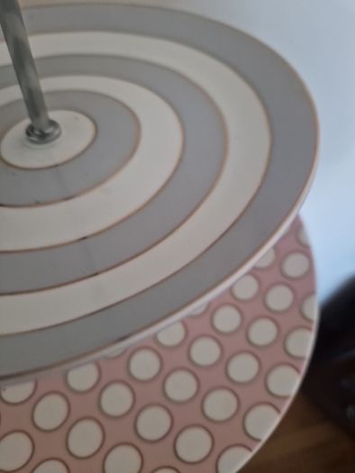 cakestand