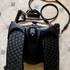 Reebok Stepper with digital display and bands