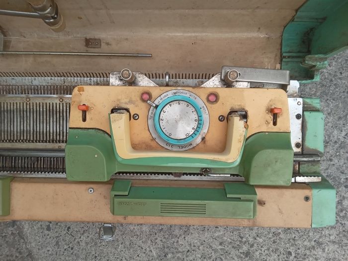Empisal-Knitmaster knitting machine