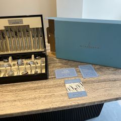 44 Piece Silver Newbridge Silverware Canteen Set