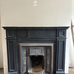Fireplace Surround & Cast Iron Insert