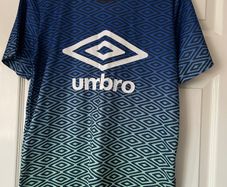 Umbro Geometric Print Top - Size 16 - Blue/Green Gradient