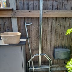 clothes rail on wheels