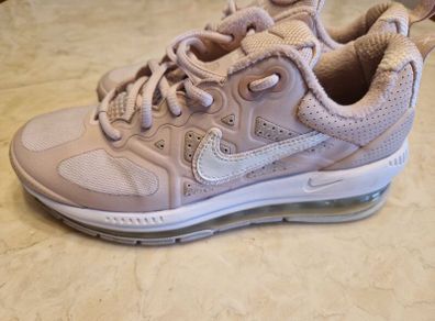 Nike Air Max Genome