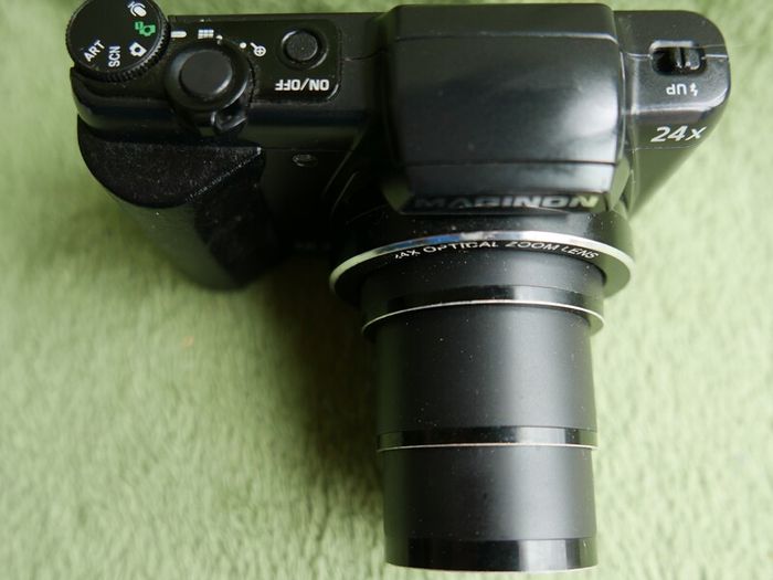 Maginon SZ-24 Digital Compact Camera 16,1MP - 24 x Optical Zoom Tested (battery cover is missing)