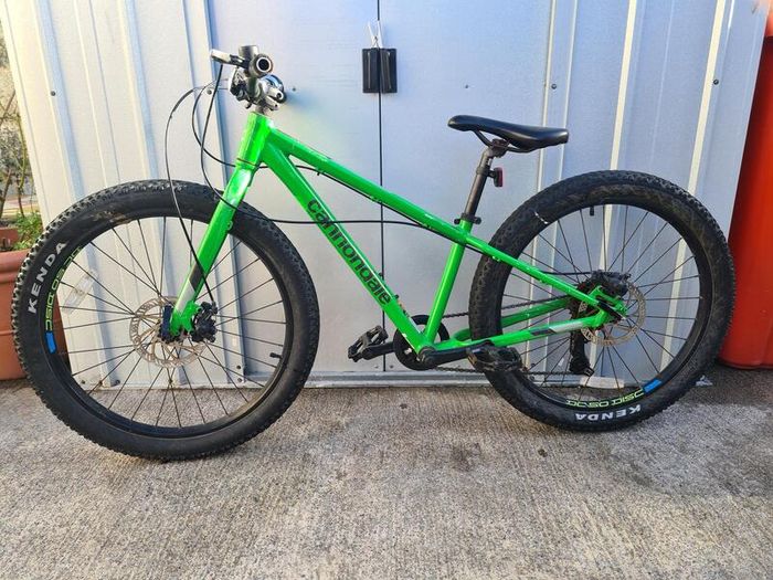 Cannondale Cujo 24 inch wheels kids mountain bike