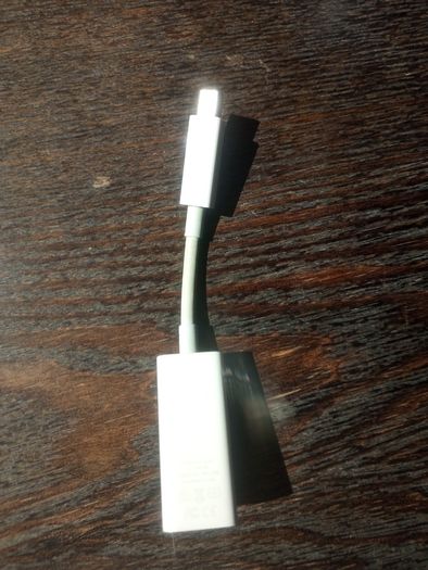 Apple Thunderbolt to Gigabit Ethernet Adapter