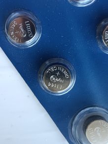 LR44 button cell battery - Free shipment