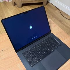 Apple MacBook Air M2 16gb