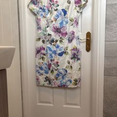 Libra Dress Size 14
