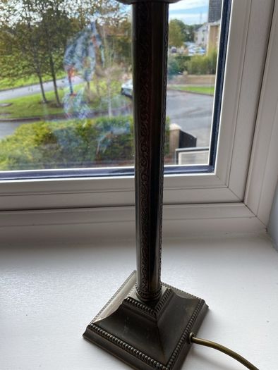 LAURA ASHLEY lamp with free lamp shade