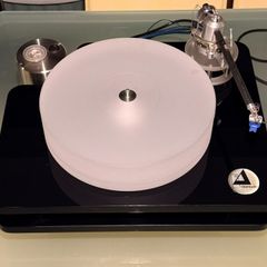 Clearaudio Champion 2 Turntable w/ Unify Tonearm & Ortofon Quintet Blue Cartridge
