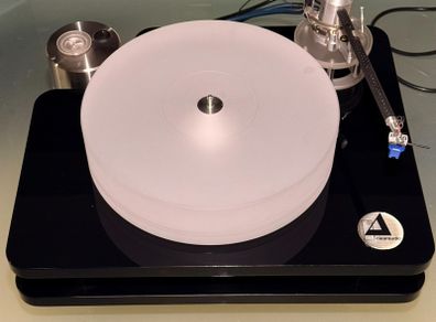 Clearaudio Champion 2 Turntable w/ Unify Tonearm & Ortofon Quintet Blue Cartridge