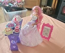 barbie wedding cake display