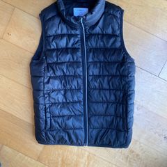 Polarn o Pyret black gilet 8-9 yrs 134 cm