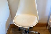 desk chair