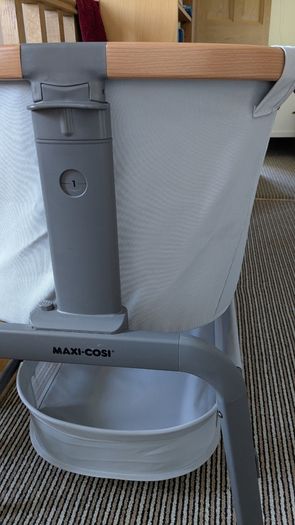 Maxi-Cosi Iora Air Bedside Crib