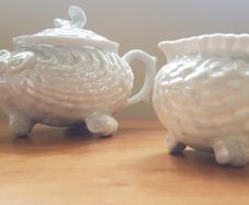 1920's Victoria Czechoslovakia mini saucer and teapot