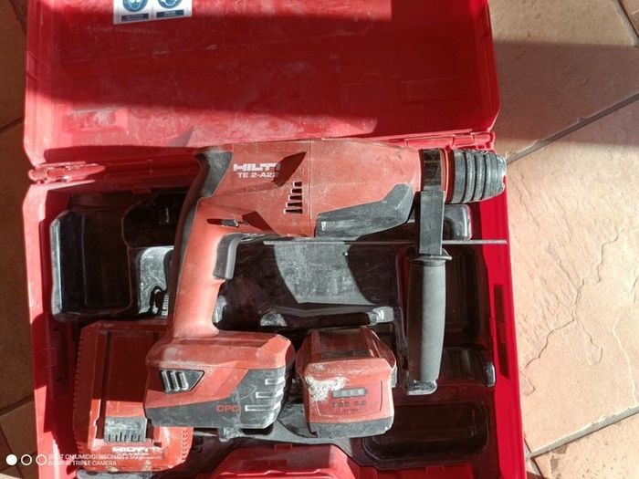 Hilti SDS drill TE2 a222 batteries (5,2aH)