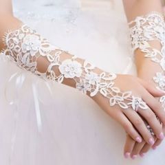 Finger-less bridal gloves