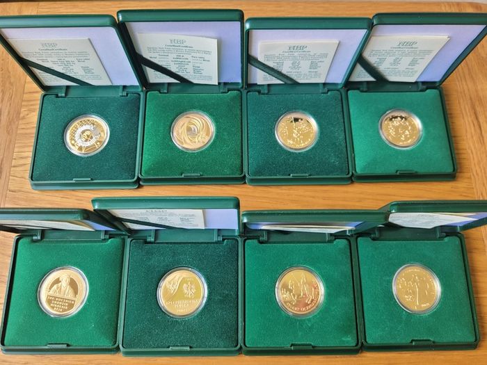 Poland 200 zlotych, 22ct gold coins