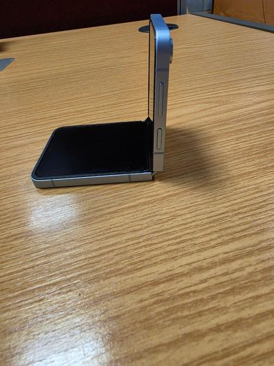 Samsung Galaxy Z Flip