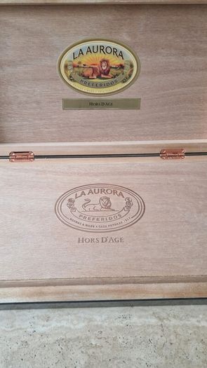 cigar box La Aurora Preferidos Hors D'Age 2020