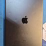 iPad 7 broken screen Image 2