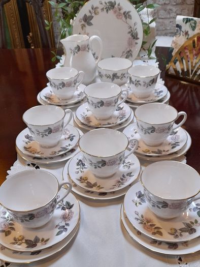 Royal Worcester "June Garland " tea set