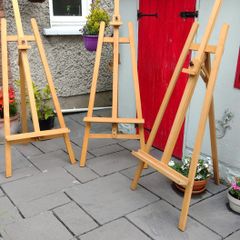 display stands art