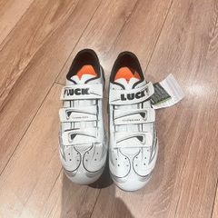 cycling shoes