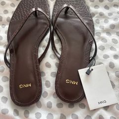 Mango Size 3 Brown Flip Flops