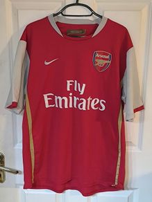 Arsenal football jersey size large