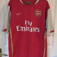 Arsenal football jersey size large