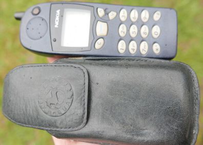 Beautiful Nokia 5110 2G GSM 900 Cellphone full working