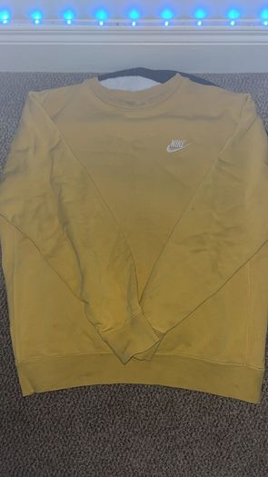 Vintage Style Nike Crewneck Small Sun Yelllow