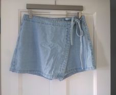 Ladies shorts