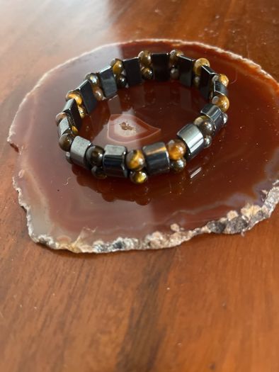 beads  tigers eye and hamitite