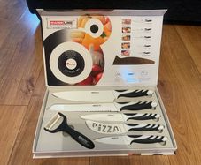 kitchen knives