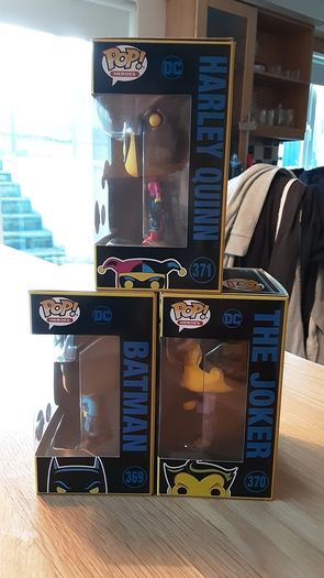DC Comics Blacklight Funko Pop Batman Animated Series Joker Harley Quinn