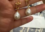 Pearl Earring