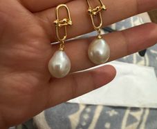 Pearl Earring
