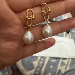 Pearl Earring