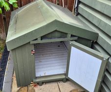 Kingspan insulated dog kennel