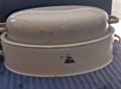 Enamel Vintage XXL Oval Pot